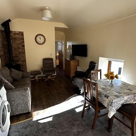 Cosy Barn Conversion In The Mournes Newry Extérieur photo